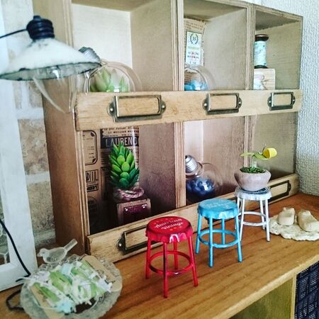 キッチンカウンター壁面の棚