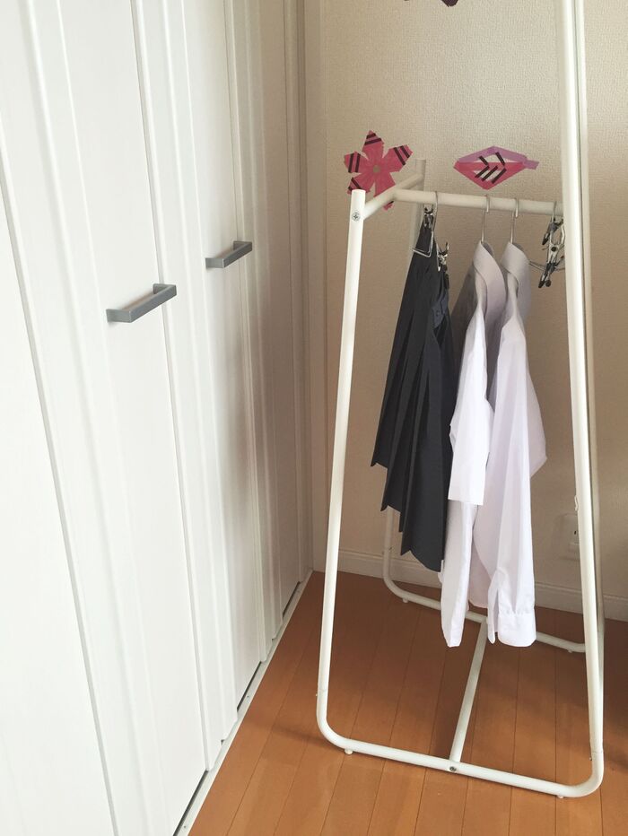 制服はちょい掛け出来るミラーに