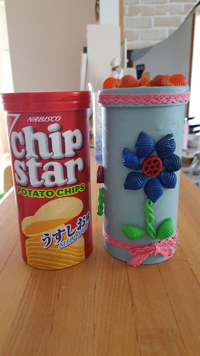 お菓子の箱とパスタで夏休みの工作