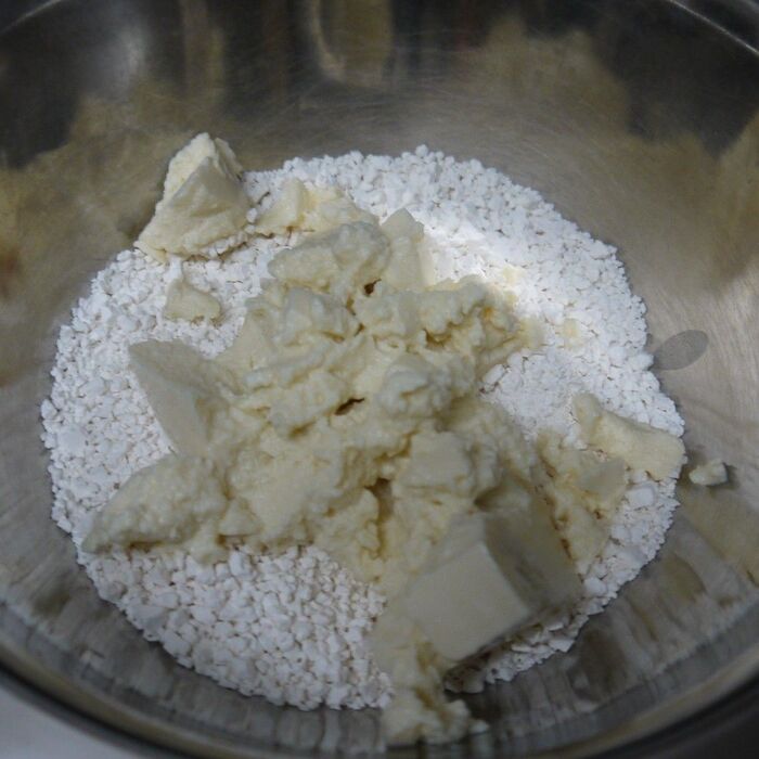 3.白玉粉と豆腐を混ぜる