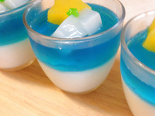 かき氷シロップとアガーで作る!プルプル食感「ブルーハワイ七夕ゼリー」