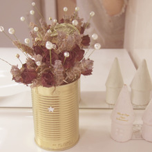 トマト缶の蓋も使って、ドライフラワーをアレンジ~ ビーズを添えてエレガントに~