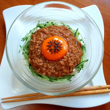 美容効果の高いシメジを使って♪ヘルシージャージャー麺