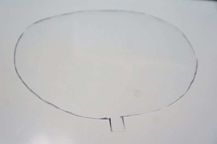 クリアファイルをカットする