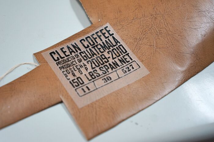 合皮カットクロスにお好きな転写シールを!