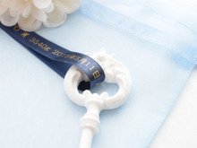 フリルリボンにテプラで作る!世界に1つのプレゼント