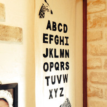 100均材料で完成!子供部屋にもぴったりのタペストリー