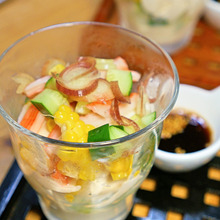 火を使わない簡単前菜!夏野菜の豆腐サラダパフェ☆