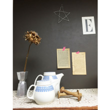 キッチン棚に飾るドライ一輪挿し★