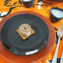 イケアの自然をデフォルメした大胆柄クロスでテーブルコーディネート♡