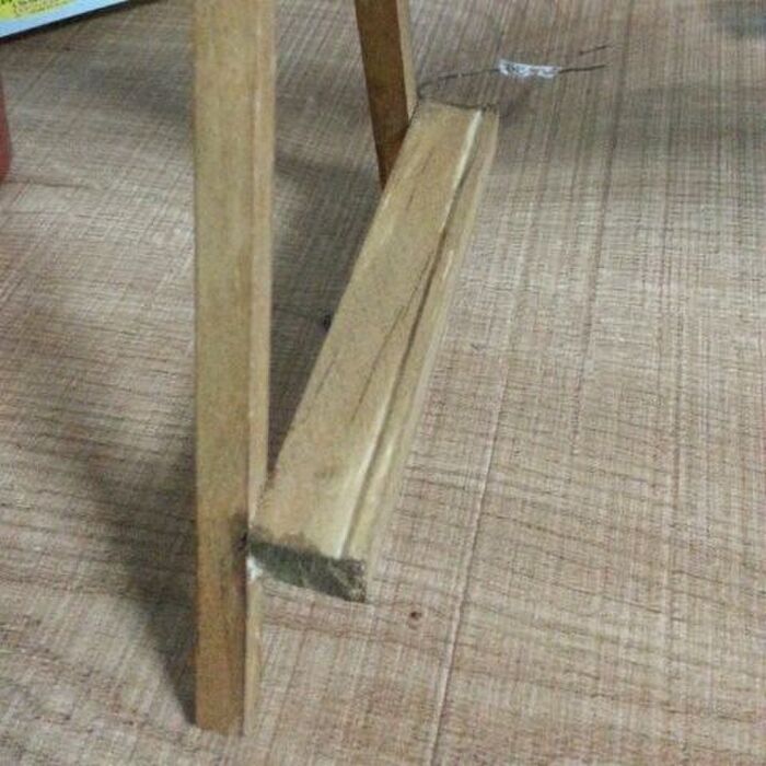 イーゼルの際でカット