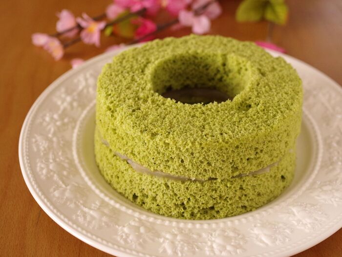 レンジで簡単♪ホットケーキミックス(HM)の抹茶シフォンケーキ(白あんサンド)