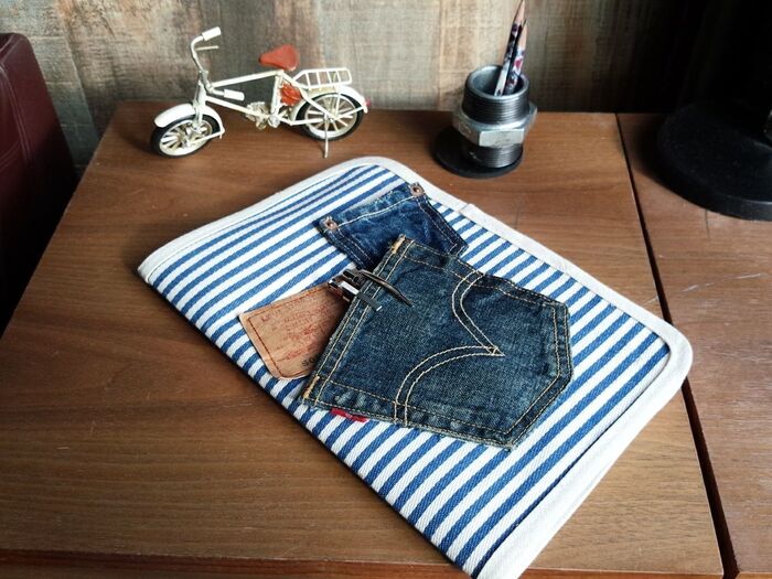 100均ダイソーのランチョンマットで簡単ノートブックカバー作り