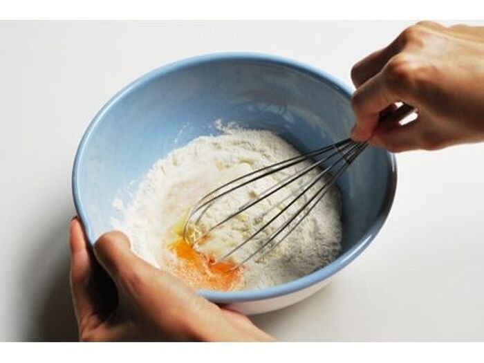 3. 生地作り②全ての材料を加えて…