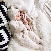 もう、どうして寝てくれないの?に効く月齢別寝かしつけのコツ