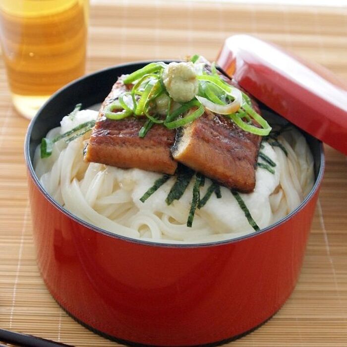 土用の丑の日には「うなとろうどん」