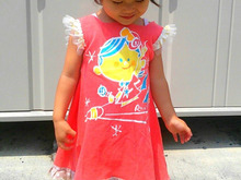 大人服リメイクで簡単子供服!思い出のTシャツを娘のワンピースに!