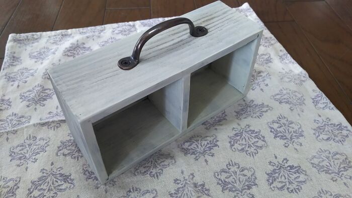 ③好きな色に塗装&ハンドルを取り付けます。