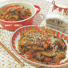 激ウマ☆癖になる味!ゴーヤとサバ味噌煮缶のピリ辛佃煮サラダ♡