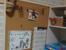 忘れ物なし!大人も子供も使いやすい、大判コルクボードにひとまとめの収納術