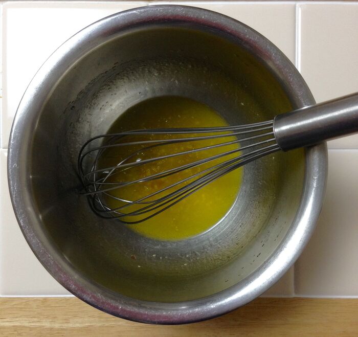 ドレッシングを作ります*