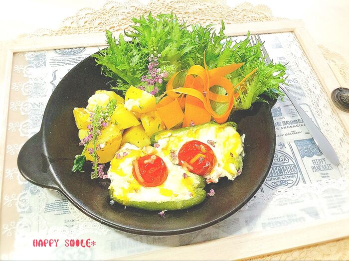 ピーマンを甘く柔らかく♪豆腐クリームチーズのスタッフドピーマンサラダ♡
