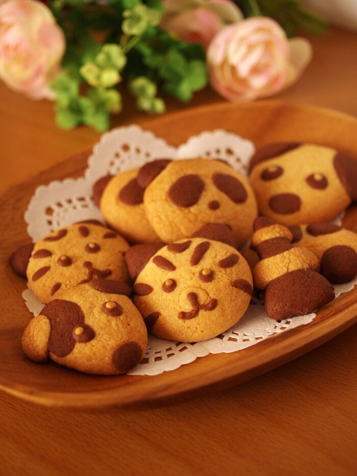 ホットケーキミックス(HM)で超簡単2色のデコクッキー(ココア＆プレーン)