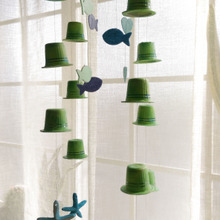 コーヒーのクリープカップとはぎれでハンドメイド可愛い常夏モビール(*^^*)