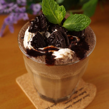 はちみつオレオのデザート珈琲