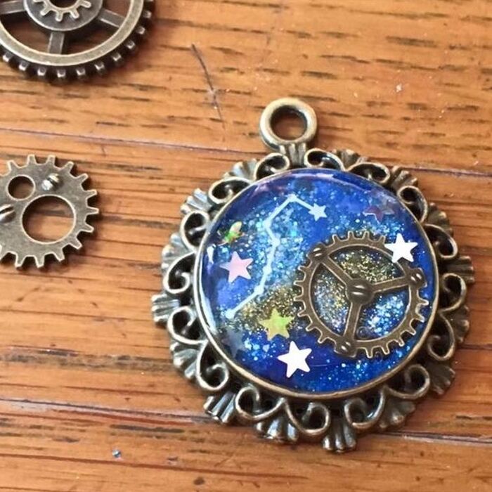 初挑戦!レジンの【宇宙塗り】