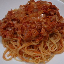 ツナとトマトのチーズパスタ