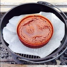 BBQでもスイーツ!ダッチオーブンで作る「濃厚チョコレートケーキ」