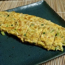 まぜて焼くだけなのに美味しい!納豆オムレツ