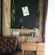 ベニア板1枚が黒板に!子供の勉強場に