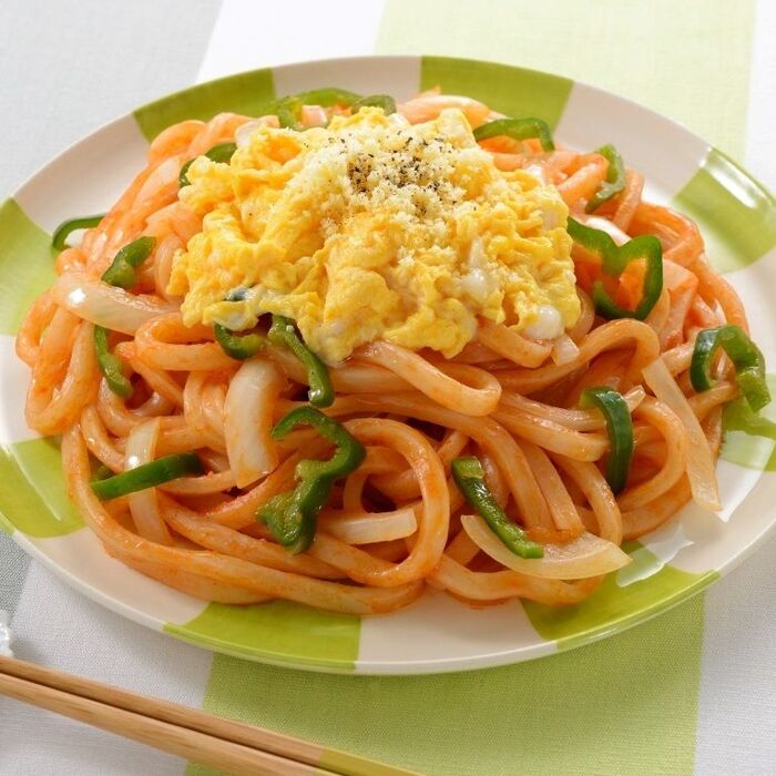夏バテ対策!スタミナメニュー「ナポリタンうどん(スクランブルエッグのせ)」