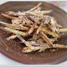 牡蠣醤油で簡単♪止まらない美味しさ!フライドごぼう☆