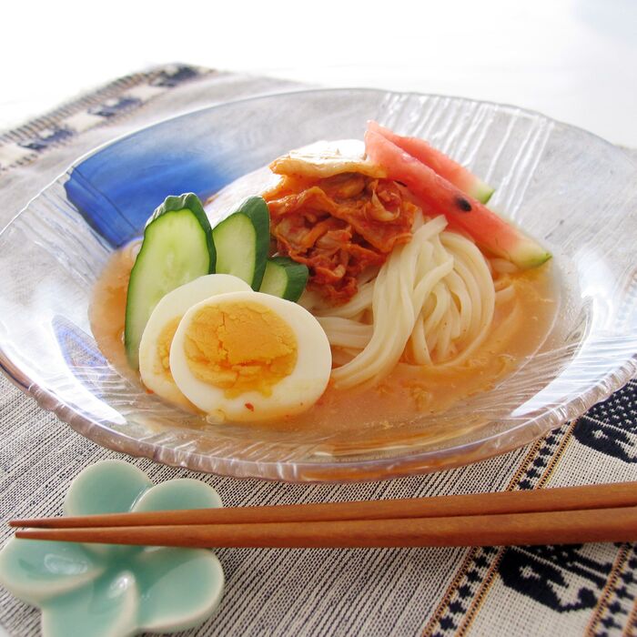 夏バテ対策!スタミナメニュー「冷麺風ピリ辛うどん」