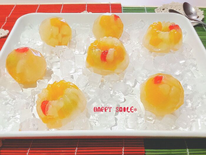 100均製氷器&シリコンクグロフ型でキラキラ寒天♡
