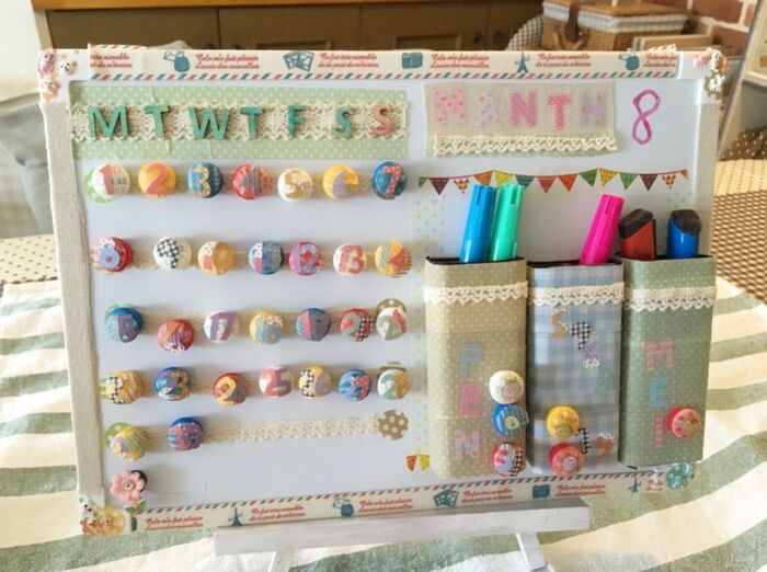 夏休み工作♪100均で簡単カラフル万年カレンダー!お絵描きもできる♡