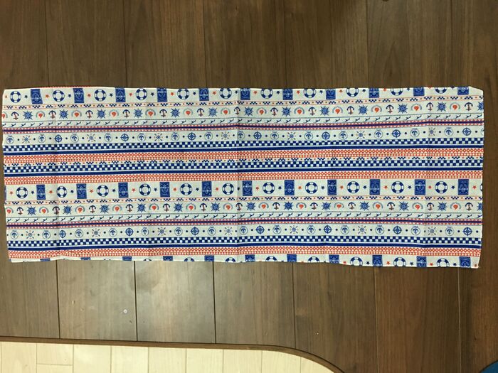 広げるとこのくらいの長さ。
