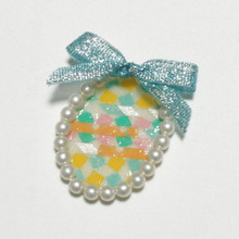 お弁当の蓋でプラ板ブローチをハンドメイド