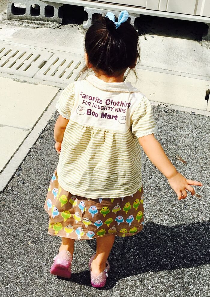 後ろ姿はこんな感じ!