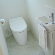 実は逆効果!?どんどん汚くなるトイレ掃除NG3つ