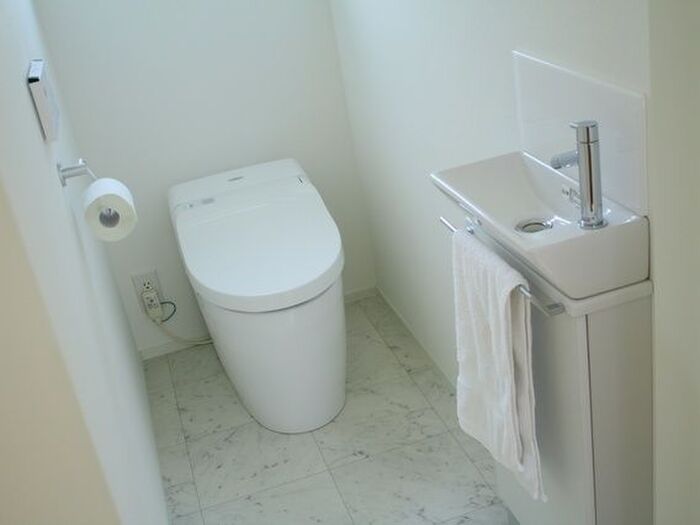 実は逆効果！？どんどん汚くなるトイレ掃除NG3つ