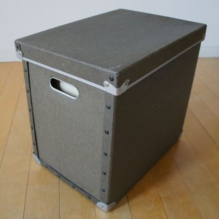 無印良品の硬質パルプボックスで書類の整理