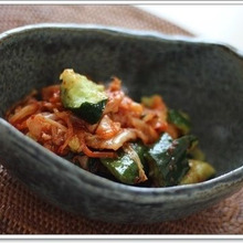 たたききゅうりとキムチの和え物☆