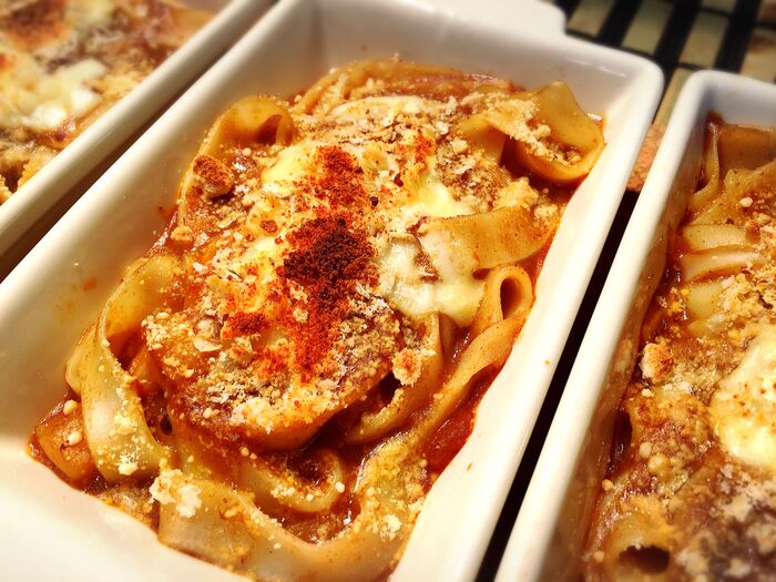 余ったカレーをオシャレにリメイク☆グラタン風カレーうどん♪