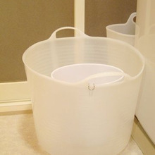 ニトリのゴミ箱で【洗濯カゴin洗濯カゴ】~汚れチェックは子供に~