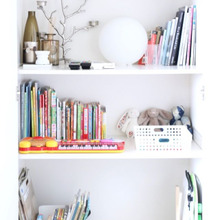 IKEA★白ボックス1つで出来る図書館の本収納