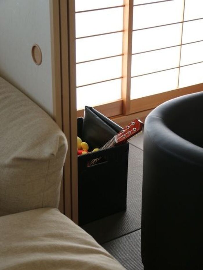 収納ケースを似た色でチョイス!